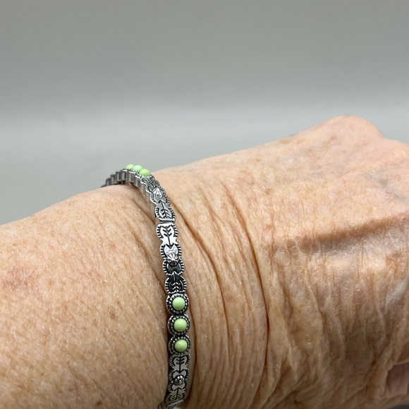 Silver and Green Women's Bracelet - Picture 4 of 4